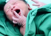 Con procreazione assistita bimbi non nascono più sottopeso Ivi,meno dell'8% nel 2019,equiparato a gravidanza naturale 